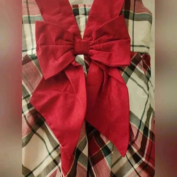 Festive dress  - Picture 4 of 7